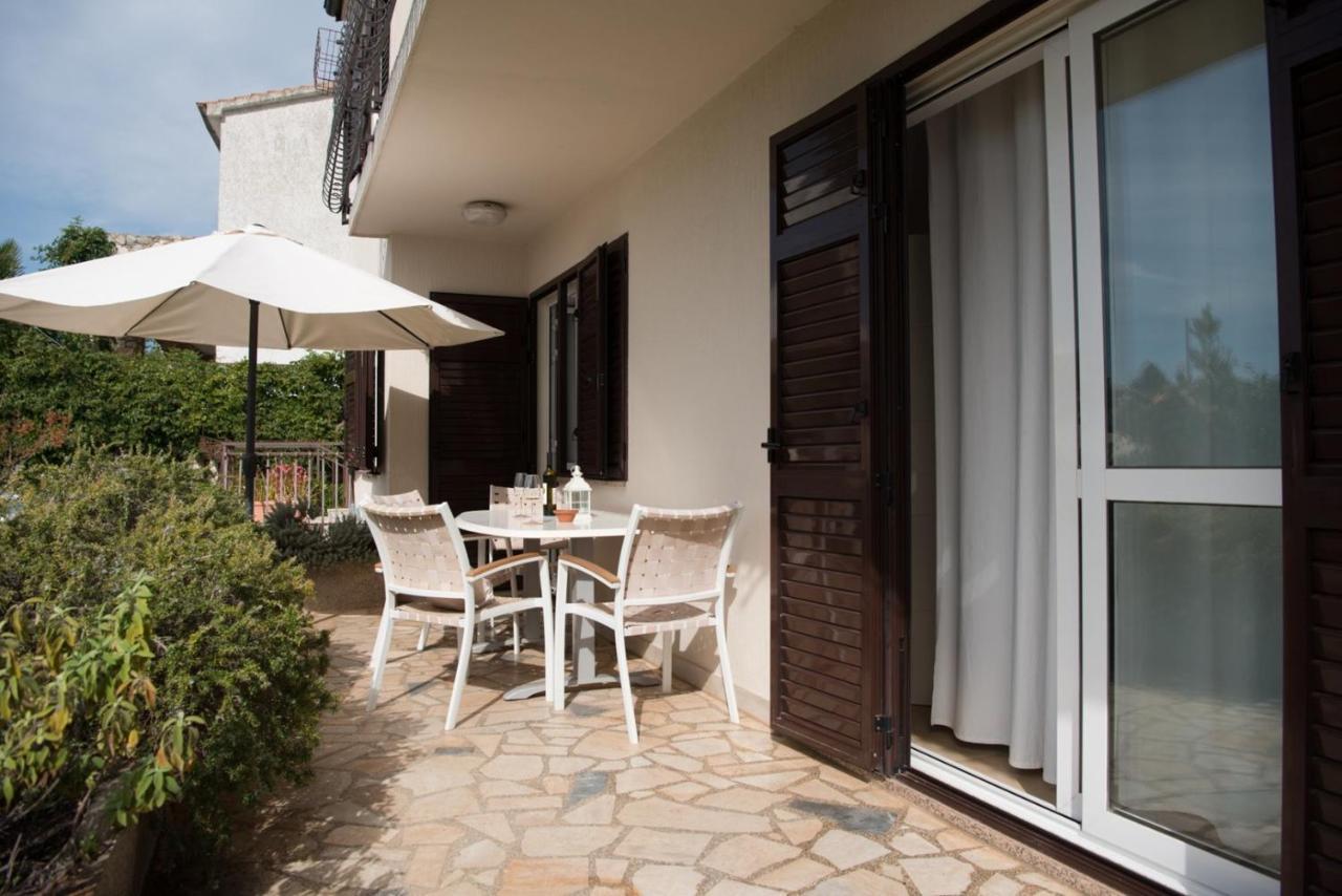 Apartments Sandra Poreč Exterior foto